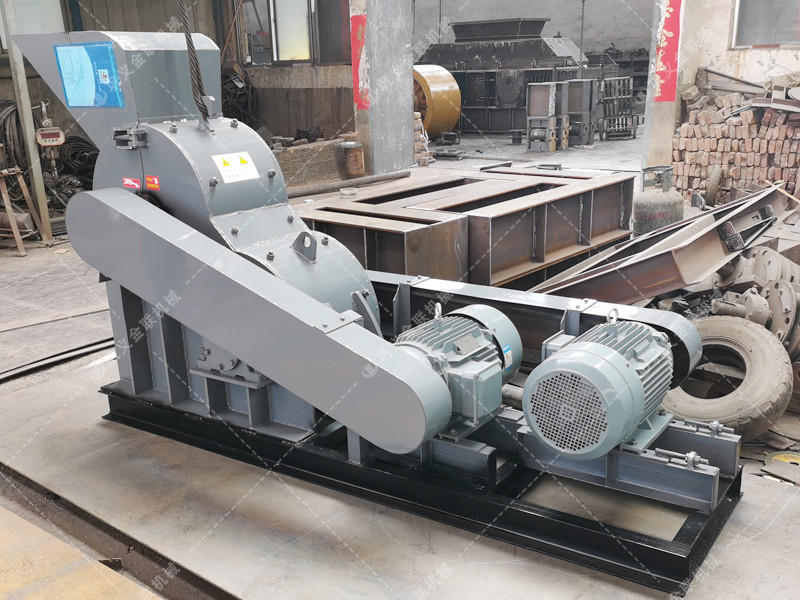 46小型雙級(jí)粉碎機(jī)和破碎機(jī)易損件發(fā)貨