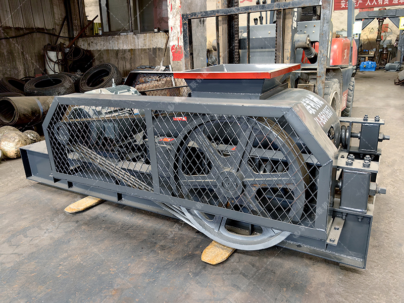 大塊煤矸石直接喂料會損壞設備？狼牙齒輥為何敢承諾'來者不拒'？